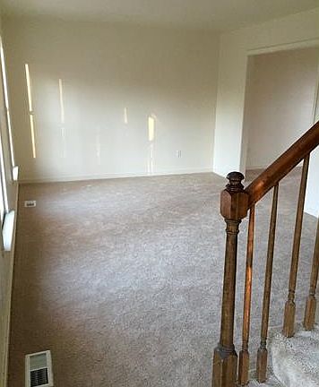 3rd image of 4610 Mason Dale Ct