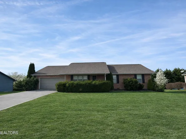 1613 Jasmine Trl, Sevierville, TN 37862