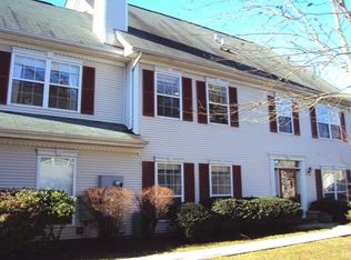 309 Well Sweep Rd, Whitehouse Station, NJ 08889