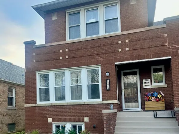 (undisclosed Address), Chicago, IL 60630