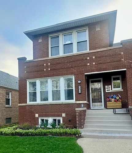 5218 N Laramie Ave #2 Photo 1