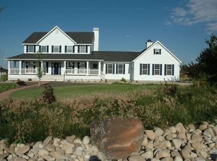 2767 N Equestrian Pl, Eagle, ID 83616