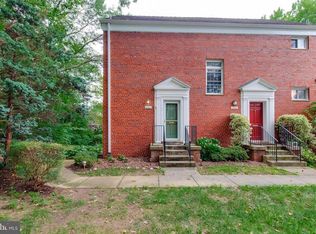 3702 Gunston Rd, Alexandria, VA 22302