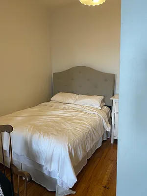 Rented by Signature Property Realty | media 44