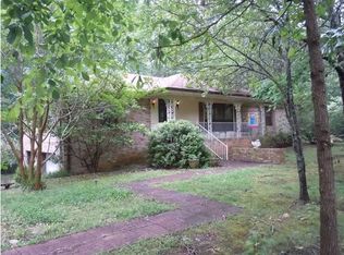 390 Wayne Dr, Tuscumbia, AL 35674