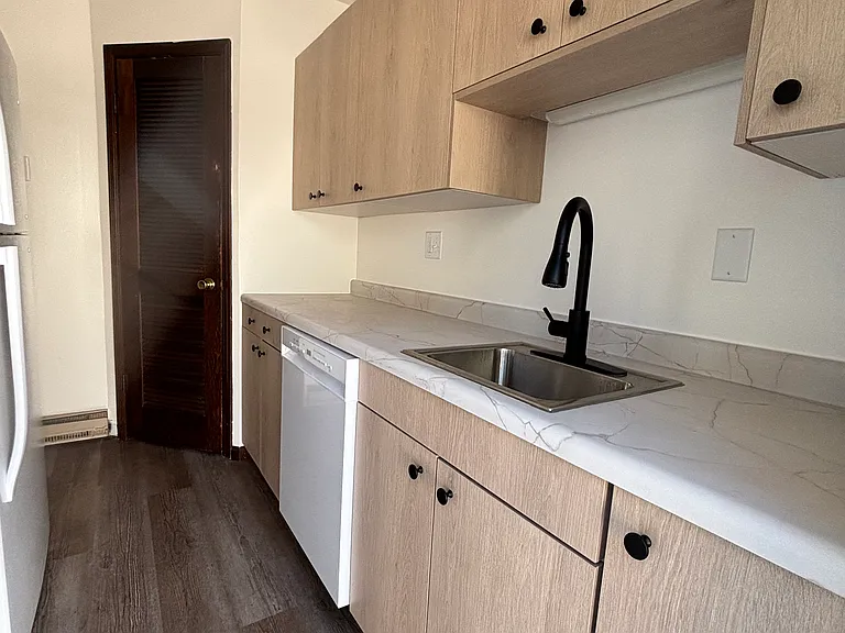2820 Birch St #2 — Photo 2