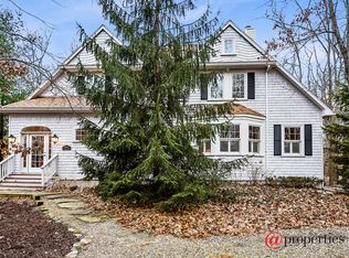 18620 Forest Beach Dr, New Buffalo, MI 49117
