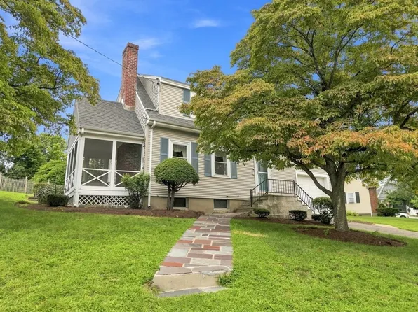30 Manor Rd, Waltham, MA 02453
