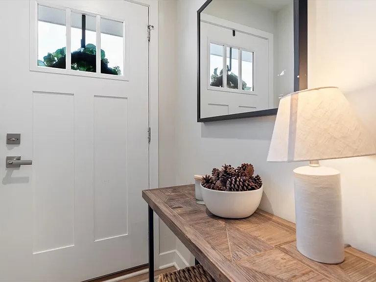 4014 Johns Ct — Photo 3