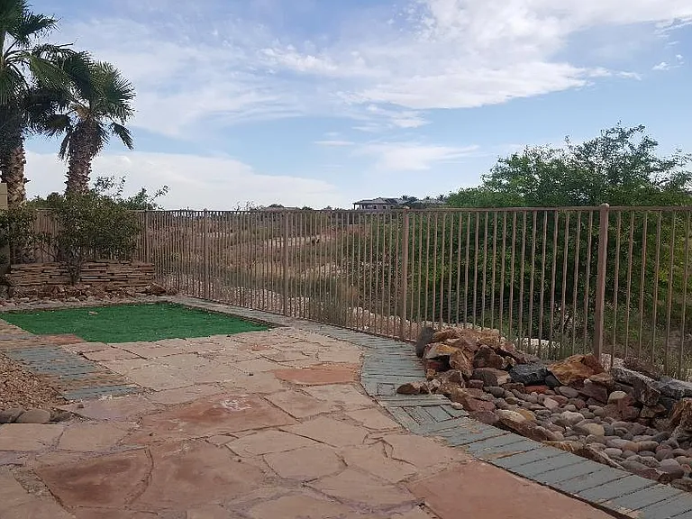 8541 Sherwood Park Dr — Photo 3