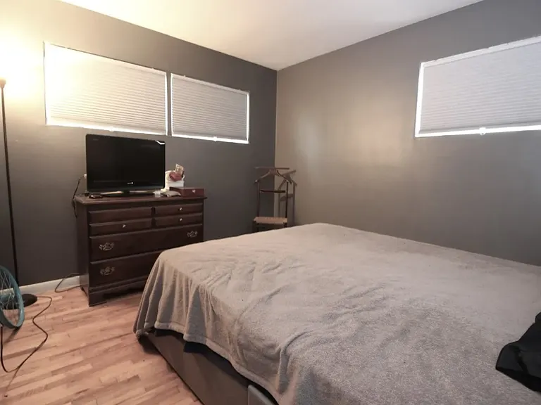 818 W College Ave — Photo 11