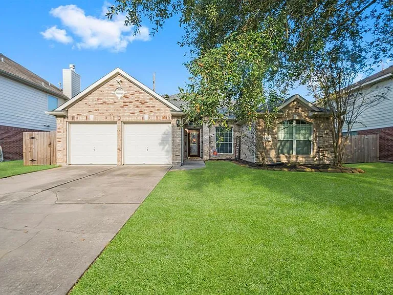25910 Oakridge Forest Ln — Photo 1
