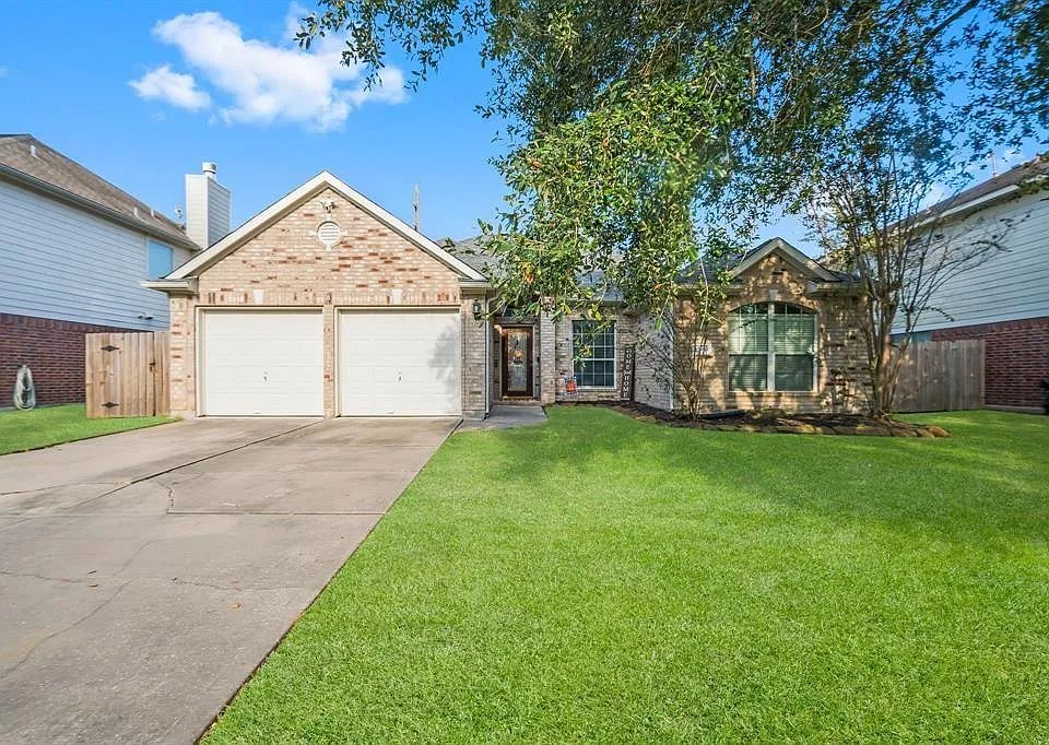 25910 Oakridge Forest Ln