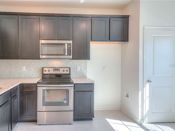 3rd image of 1137 Sleepy Oak Dr