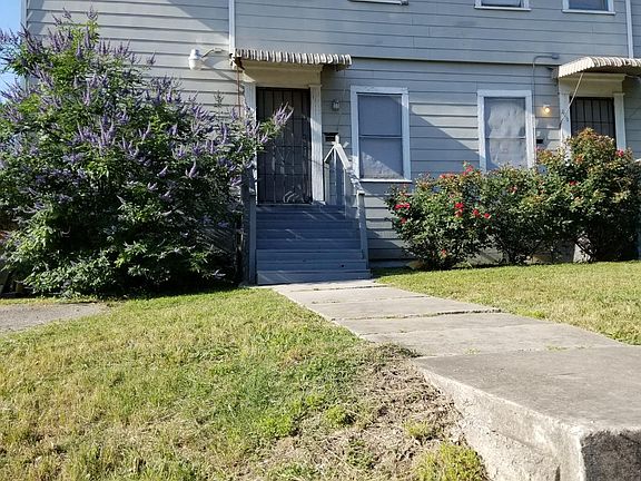 2nd image of 448 Natalen Ave