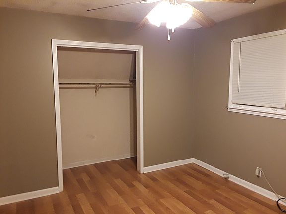 5th image of 3901 Woodbury Pike #C