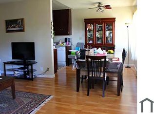 13921 Bessemer St, Van Nuys, CA 91401