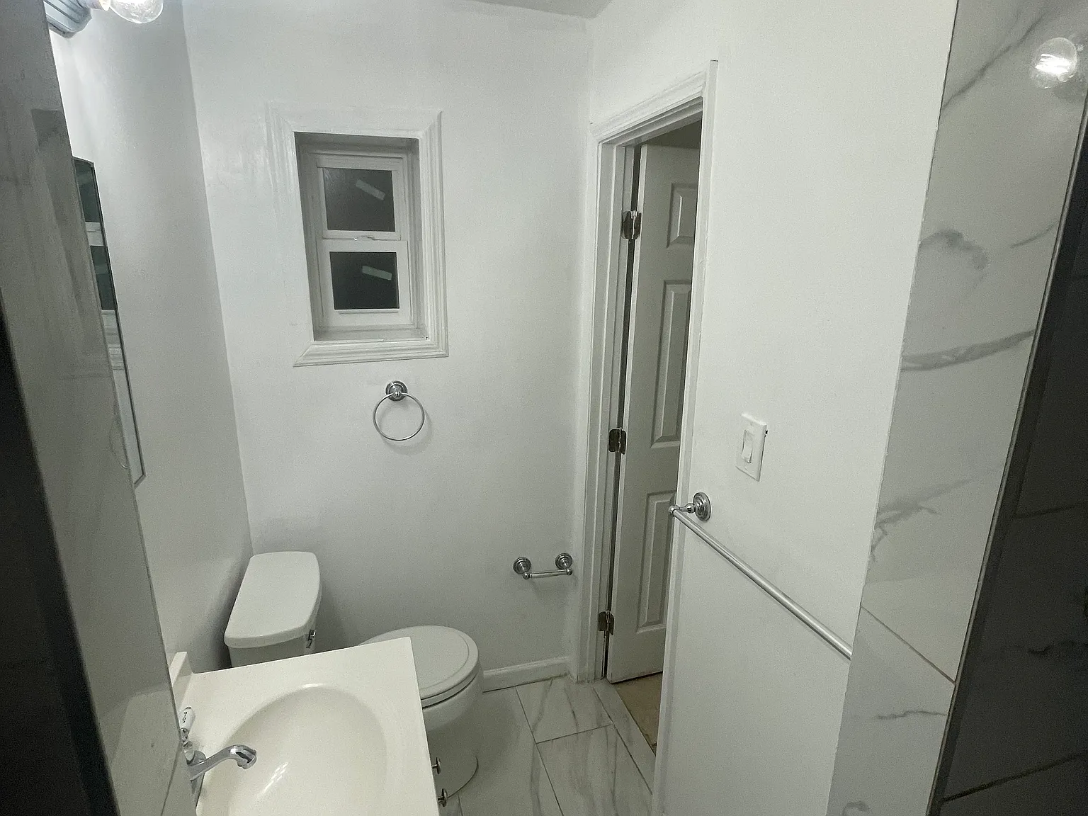 4 bed, 1976 sqft, $1,490 — Photo 4