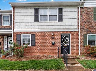 2906 E Saint Marks Rd APT B, Winston Salem, NC 27103