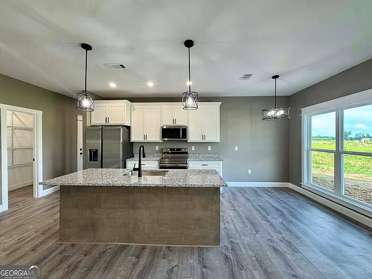 1247 Mark Wood Rd — Photo 3