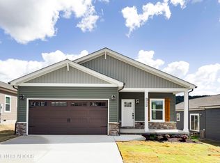 3772 Crimson Clover Ln, Knoxville, TN 37924
