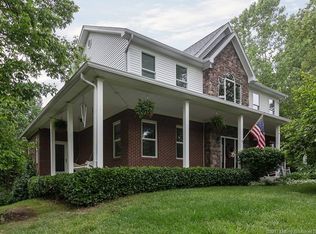 5317 Cedarway Dr NE, Corydon, IN 47112