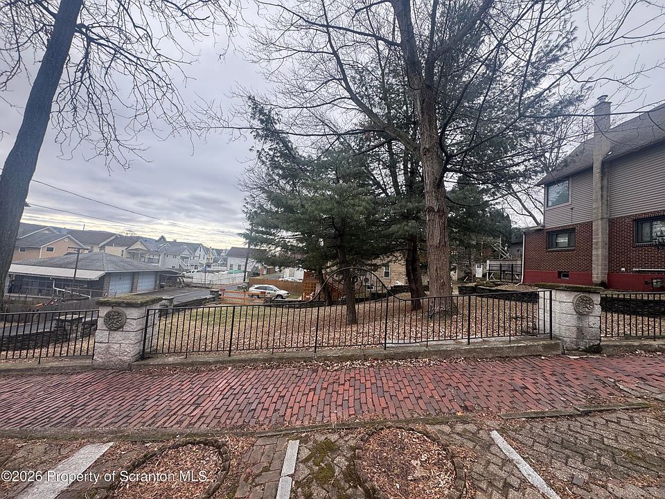 1st image of 817 Court St