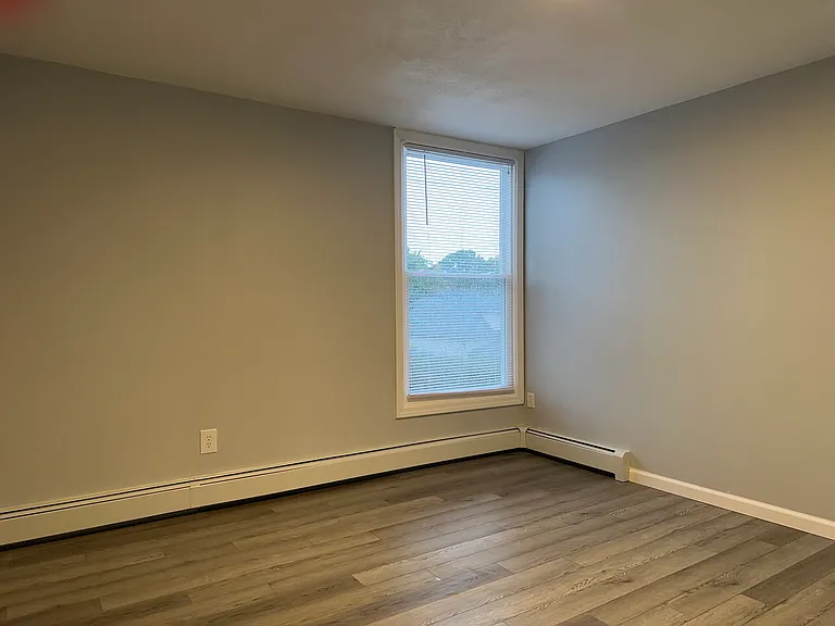 910 Teall Ave #8 — Photo 12