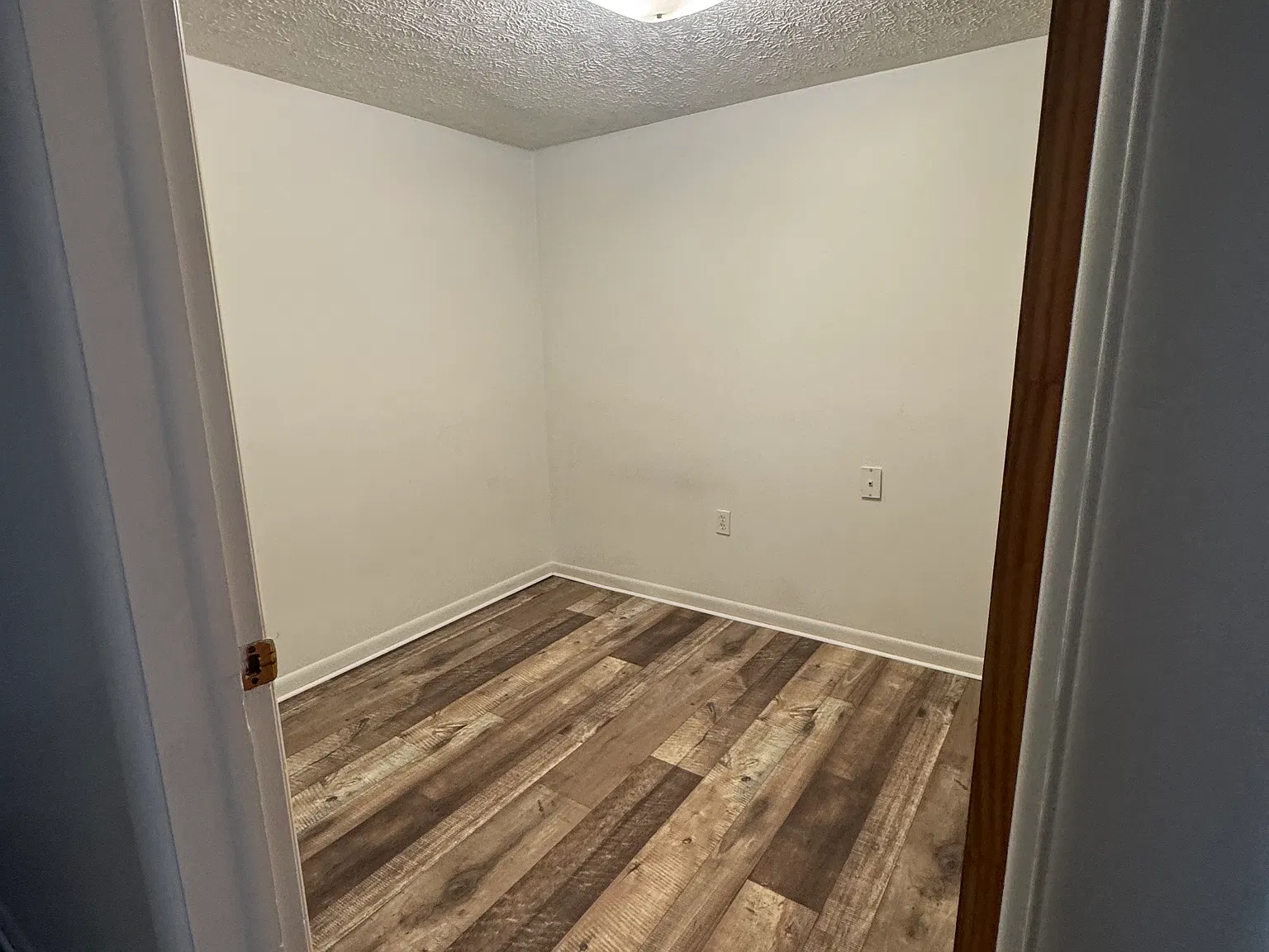 2 bed, $750 — Photo 4