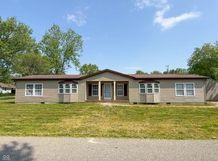 747 Patterson Rd, Columbus, IN 47203