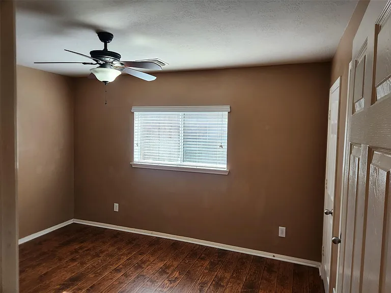 2 Signal Hill Dr — Photo 14