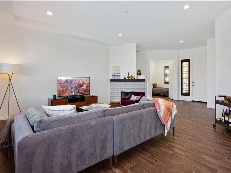 43625 Parkway Esplanade E — Photo 12