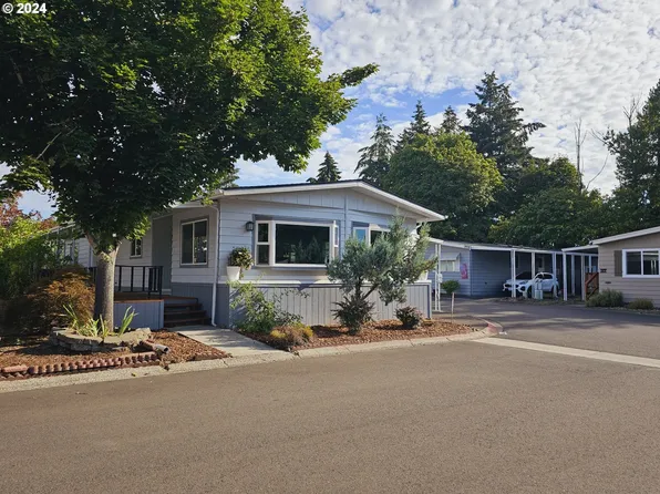 13640 SE Highway 212 Unit 116, Clackamas, OR 97015