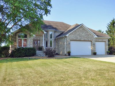 41W951 Hunters Hill Dr, Saint Charles, IL, 60175
