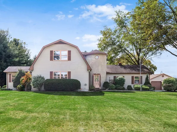 4373 Freshwater Rd, Delaware, OH 43015