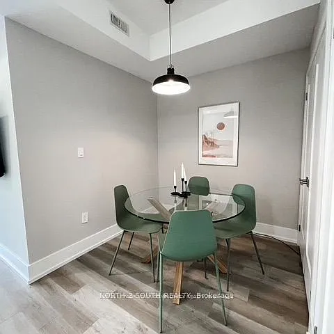 271 Ontario St #2 — Photo 4