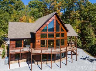 92 Cherahala Ln, Bryson City, NC 28713