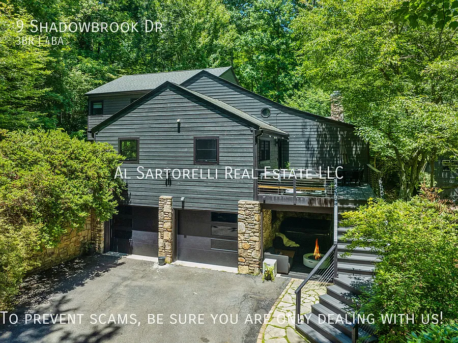 9 Shadowbrook Dr