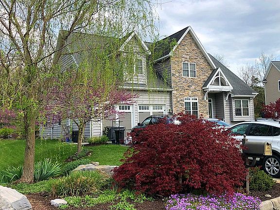 2nd image of 1041 James Pl