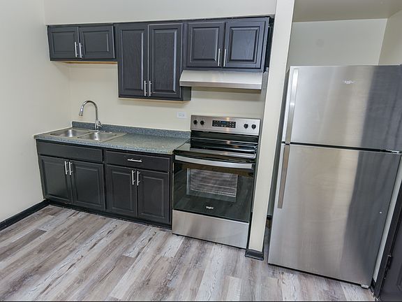 4th image of 8231 S Ingleside Ave #845f864cf