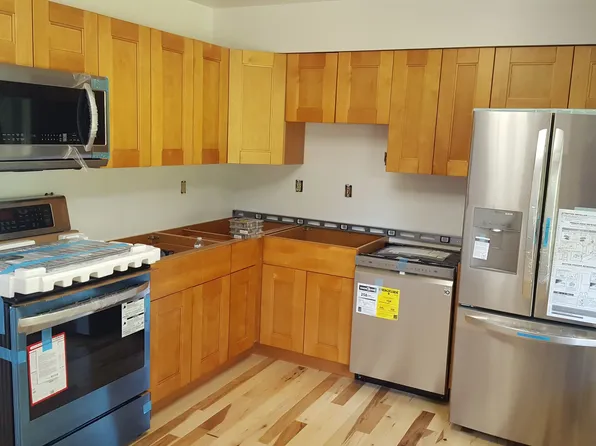 101 Main St APT 1, Stockertown, PA 18083