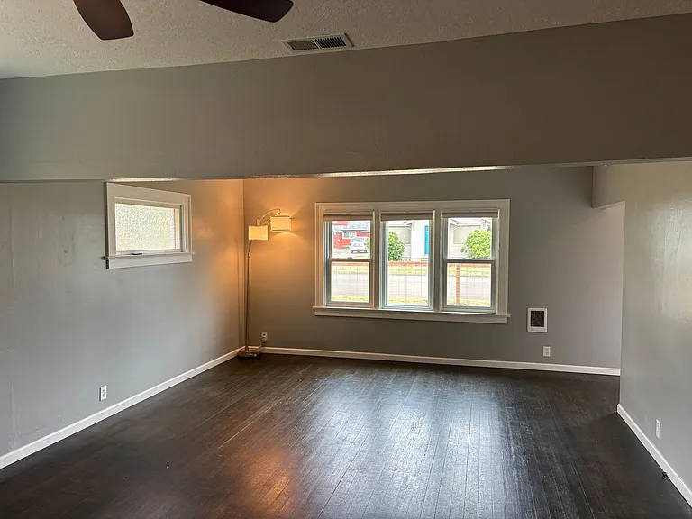 2824 Aberdeen Ave — Photo 8