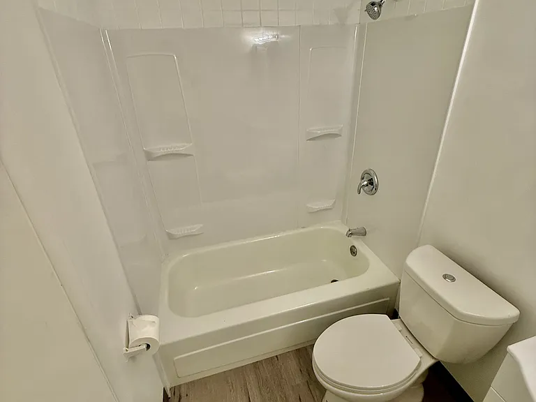81 N Duane Ave #3 — Photo 10