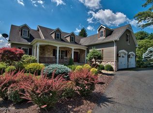 3 Redwood Ln, East Stroudsburg, PA