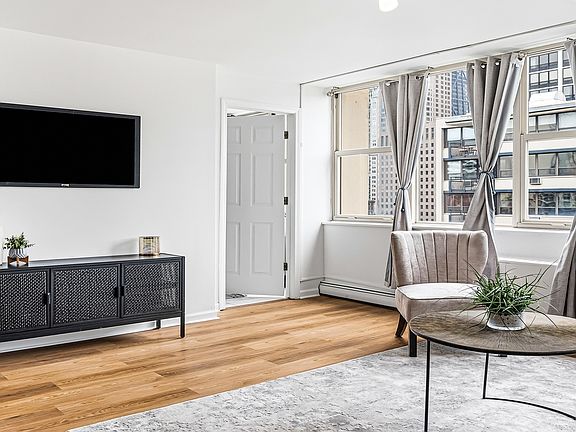 4th image of 40 E Cedar St APT 18A