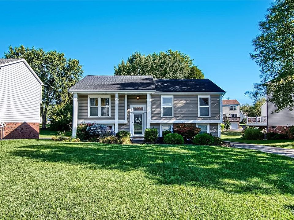 1st image of 126 Clearbrook Dr