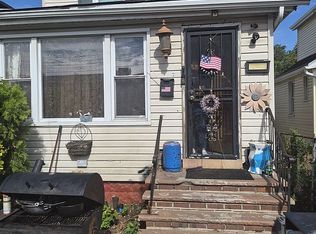 12935 153rd St, Jamaica, NY 11434