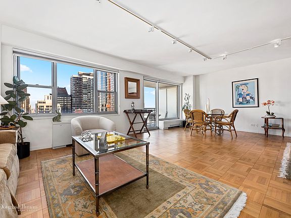 4th image of 400 E 56th St APT 34G