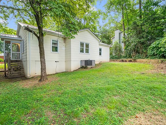 2nd image of 125 Clemson St