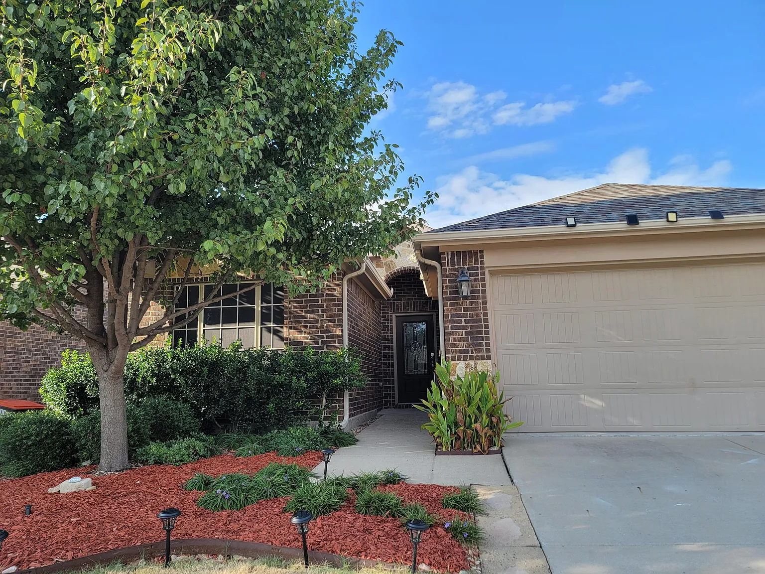3 bed, 1506 sqft, $1,850 — Photo 2